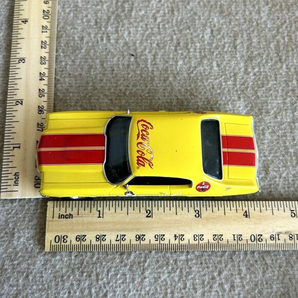 Matchbox Coca-Cola 1970 Chevrolet Chevelle SS 454 - Picture 7 of 7